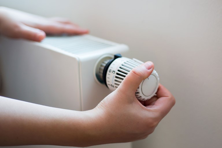 13. Byta element till vattenburet system radiatorer Hasselby Vallingby Stockholm
